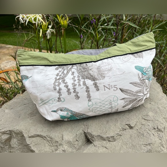 Super cute π₯° Canvas Tote π - Picture 2 of 10